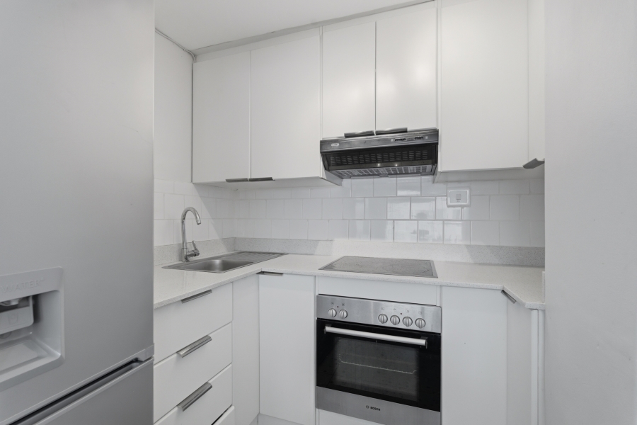 2 Bedroom Property for Sale in Sea Point Western Cape